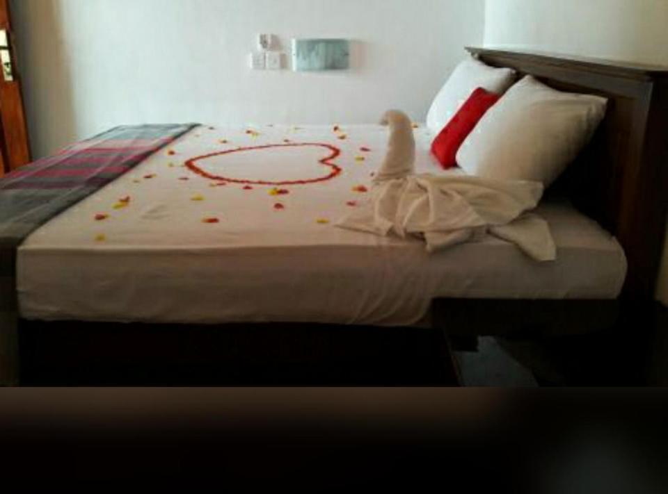 River Side Holiday Inn Weligama Extérieur photo